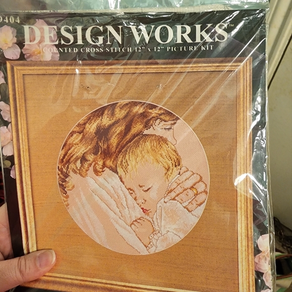 Mother&Child cross stitch kit - Picture 1 of 4